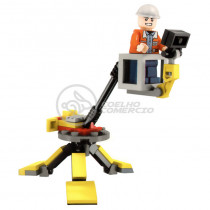 Brinquedo Blocos de Montar Time de Construção Com 42 Peças Compatível com LEGO - Guindaste Pinça Multiangular