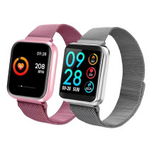 Kit Ele e Ela 1 Relógio Smartwatch P70 Prata Android iOS + 1 Relógio Smartwatch P70 Rosa Android iOS